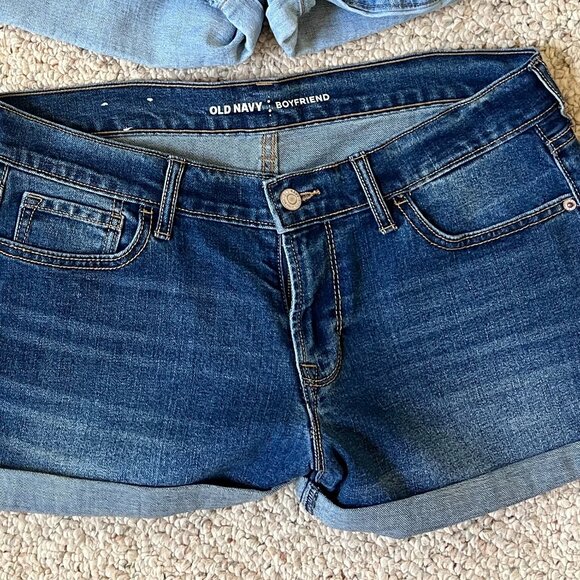Old Navy | Boyfriend Denim Shorts | Size 8 - Picture 5 of 5